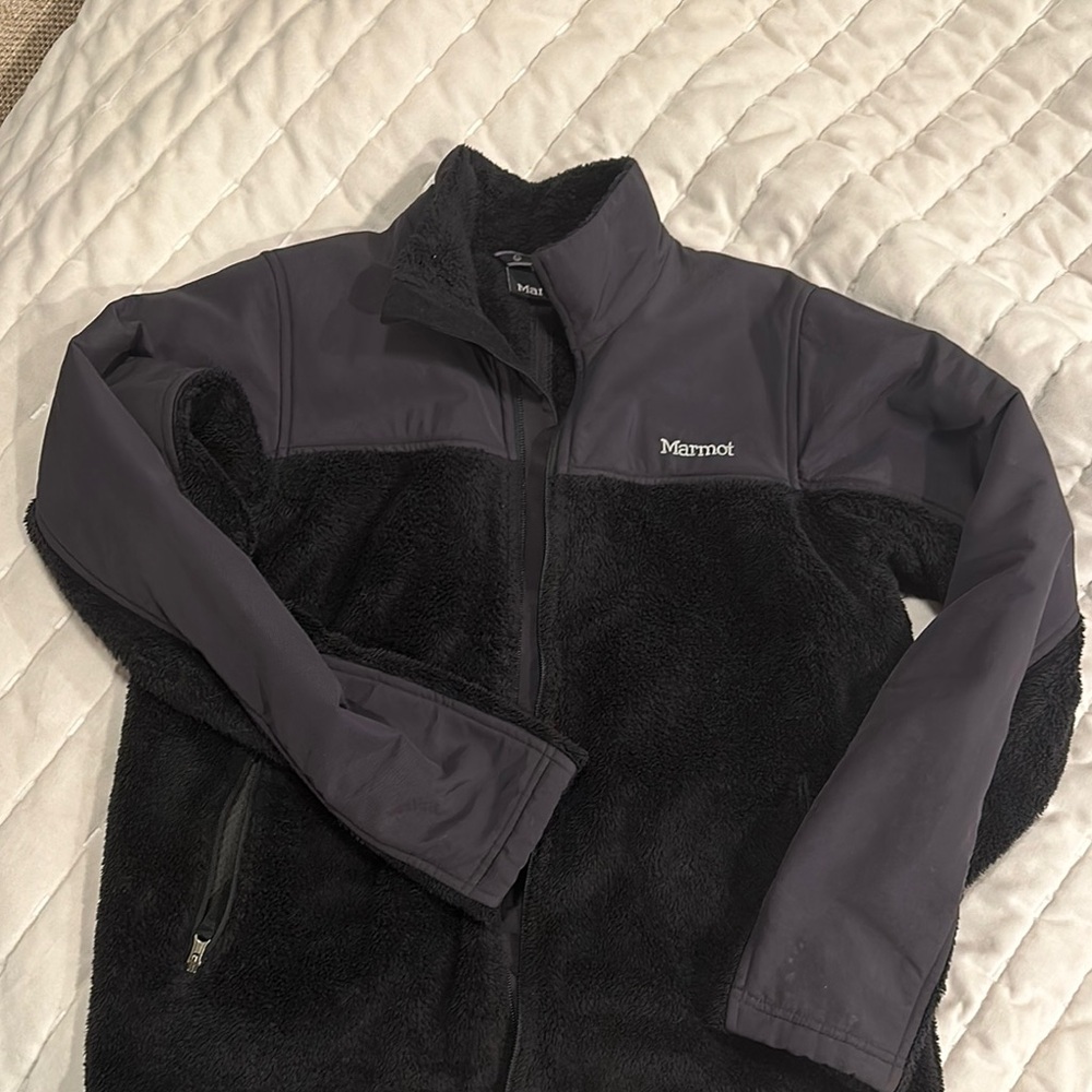 Marmot Boys Black fleece Jacket EUC